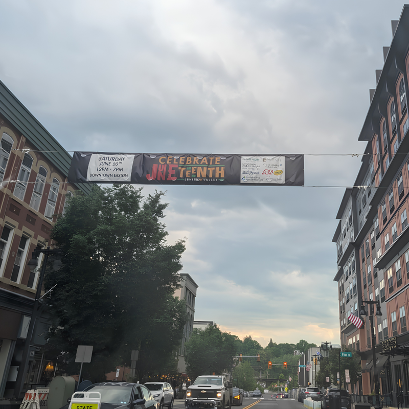 Downtown Easton banner program